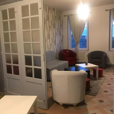 Spacieux Et Chaleureux