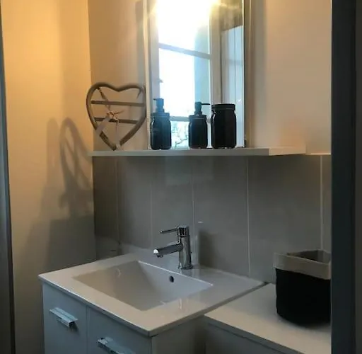 Spacieux Et Chaleureux بيت للعطل Sainte-Mère-Église